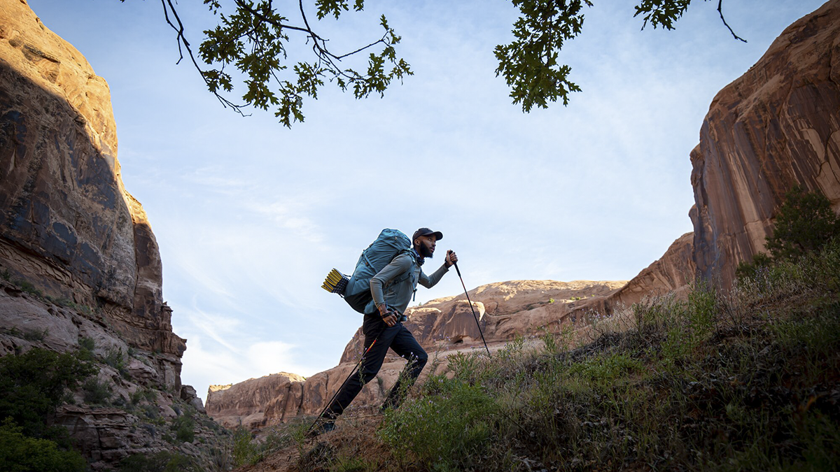 DEUTER Aircontact Core 40+10 - plecak trekkingowy - kolor: graphite-shale